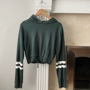 Forrest green cropped hoodie
